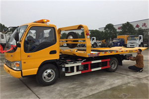 杨浦区哪里有拖车服务