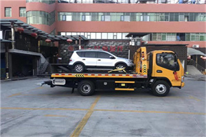 杨浦区汽车紧急补胎换胎救援